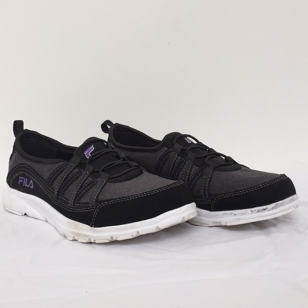 Fila laceless women’s shoes size 9